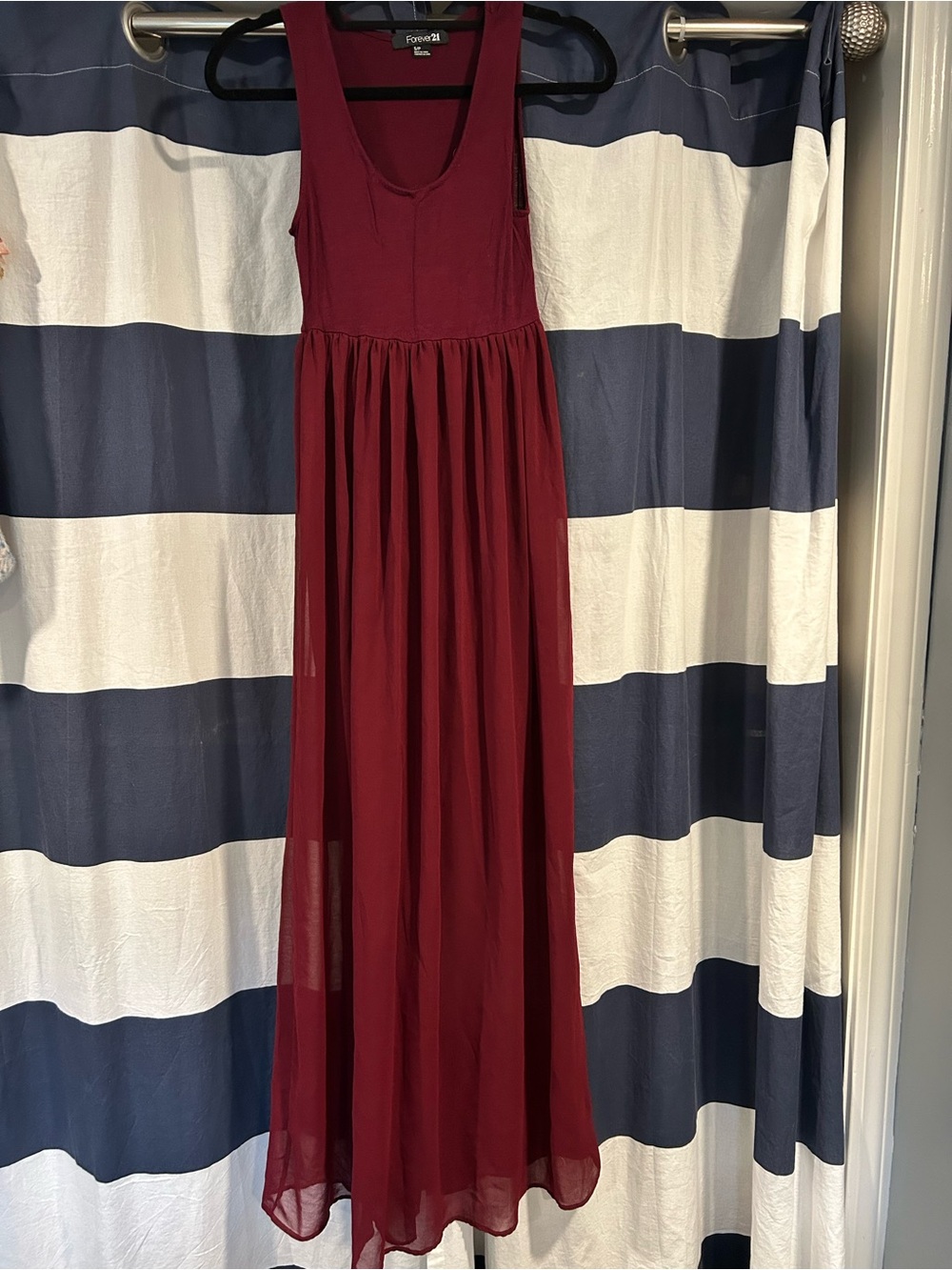Forever 21 Maroon Sleeveless Maxi Dress